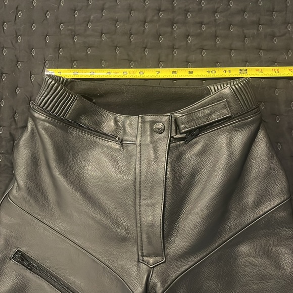 Alpine star Stella motorcycle leather jacket and pants set - Picture 8 of 9